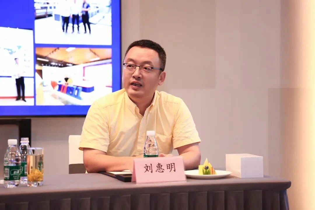 Liu Huiming, Leader at Jwell Machinery Liu Huiming, Leader at Jwell Machinery